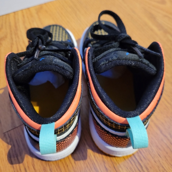 Nike Air Jordan 1 Mid MMD Multi-Color Grid KIDS - Picture 7 of 11